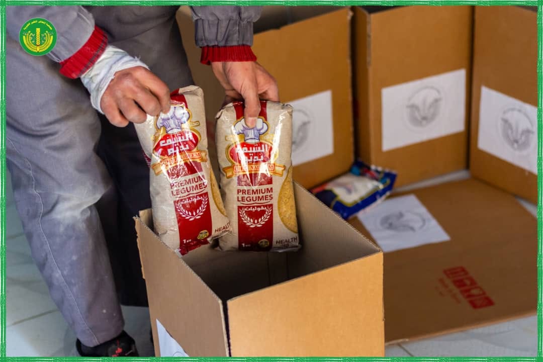 البدأ بتوزيع السلة الخاصة بالجمعية